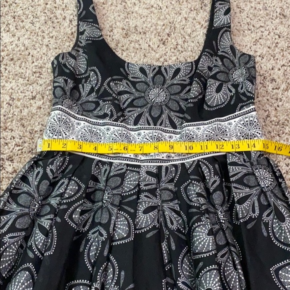 Maggy London Dress - Picture 5 of 7